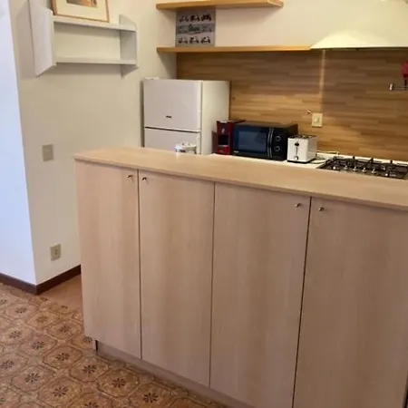 Commerciale - Agenzia Arcobaleno Apartment *
